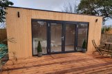 Oficina prefabricada para jardín PREMIUM (Aislada, paneles SIP), 7x4 m, 28 m² customer 1