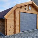 La familia Gerlach y su garaje de madera en Oppach, Alemania