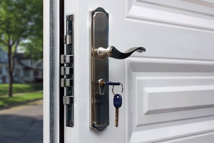 10 ideas de Seguro puertas  puertas de seguridad, seguridad en el hogar,  seguridad para ventanas