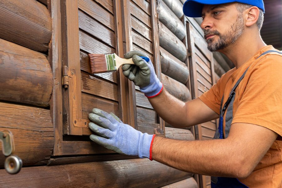 Impregnación y pintura de casas de madera