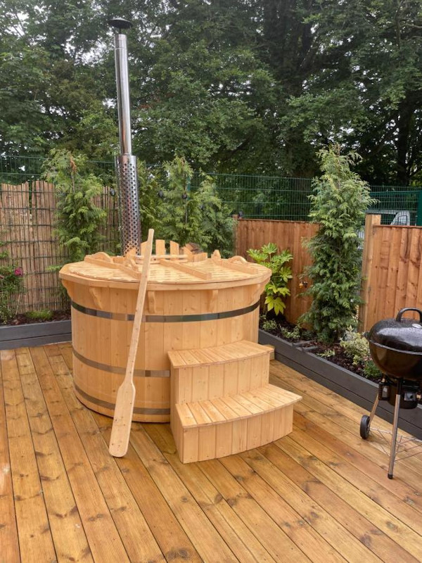 casa-de-madera-lujosa-con-jacuzzi-en-chwilog