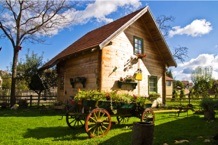 El mantenimiento de las casas de madera y jardín