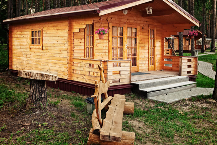 Cabañas de madera como oficinas: cómo escoger el mejor lugar para  instalarla 